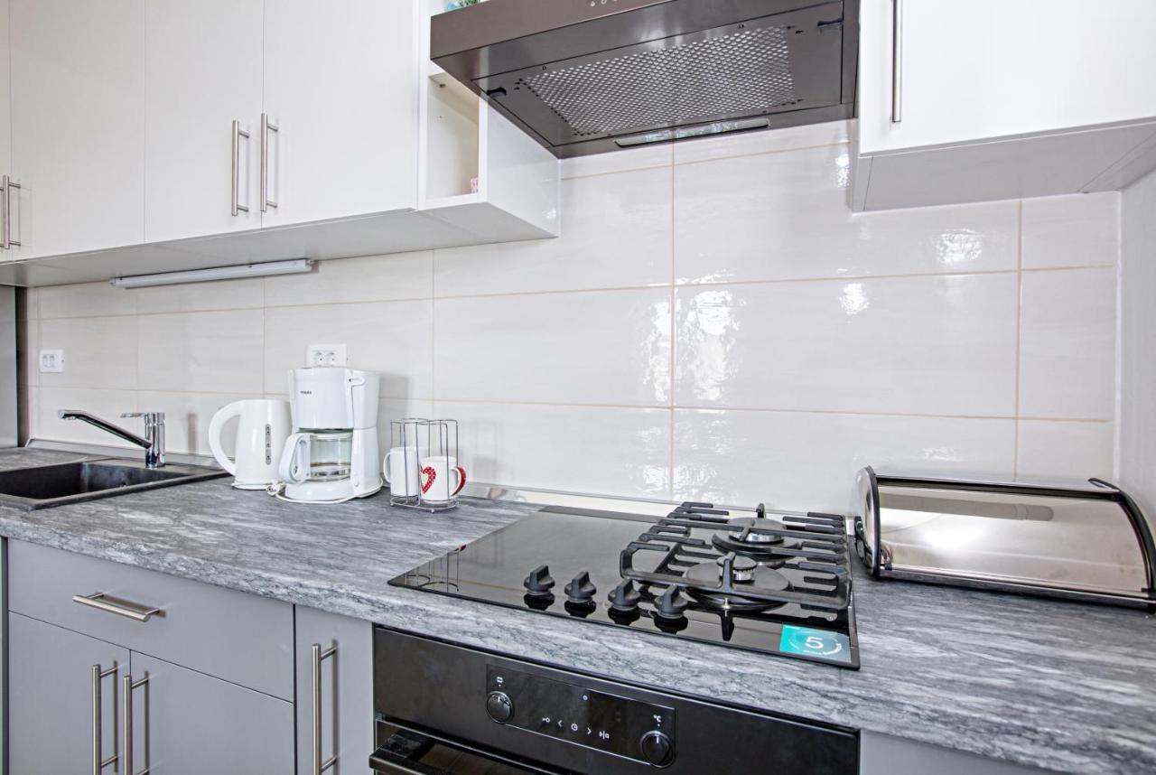 Apartment Tisno 5130C Ngoại thất bức ảnh
