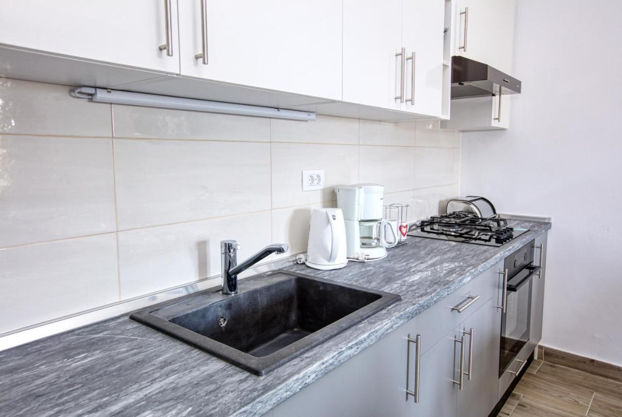Apartment Tisno 5130C Ngoại thất bức ảnh